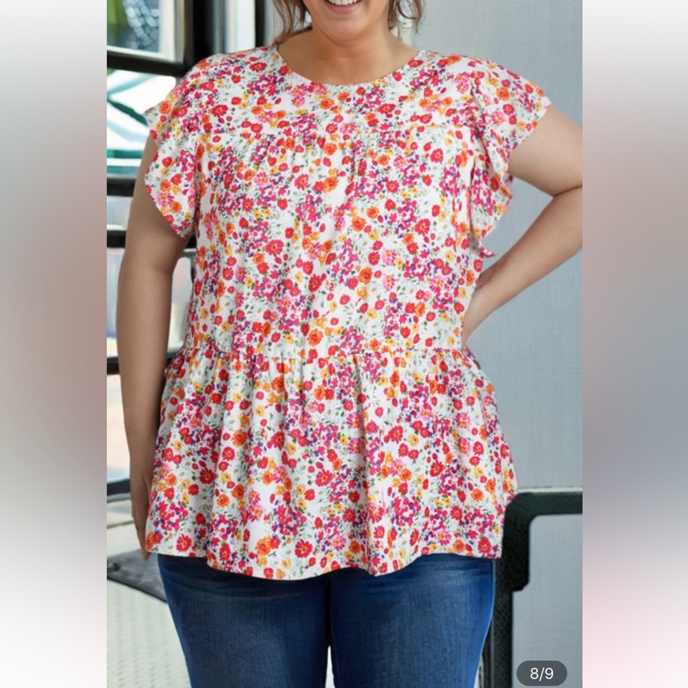 NWT Floral Babydoll Top Women’s 2X Pink Orange Flutter Sleeve Flowy Blouse
